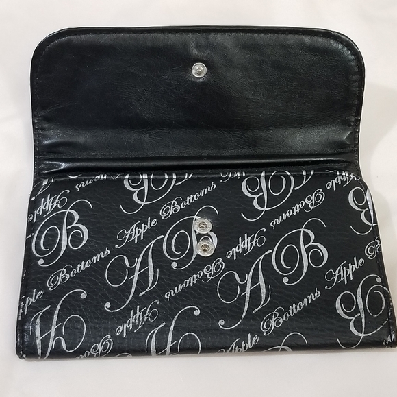 *** SOLD *** - Picture 15 of 16